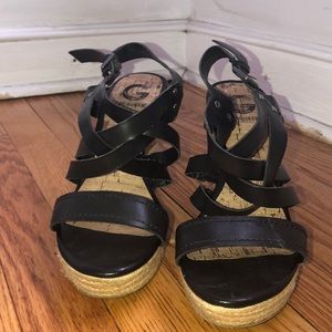 Black guess wedges